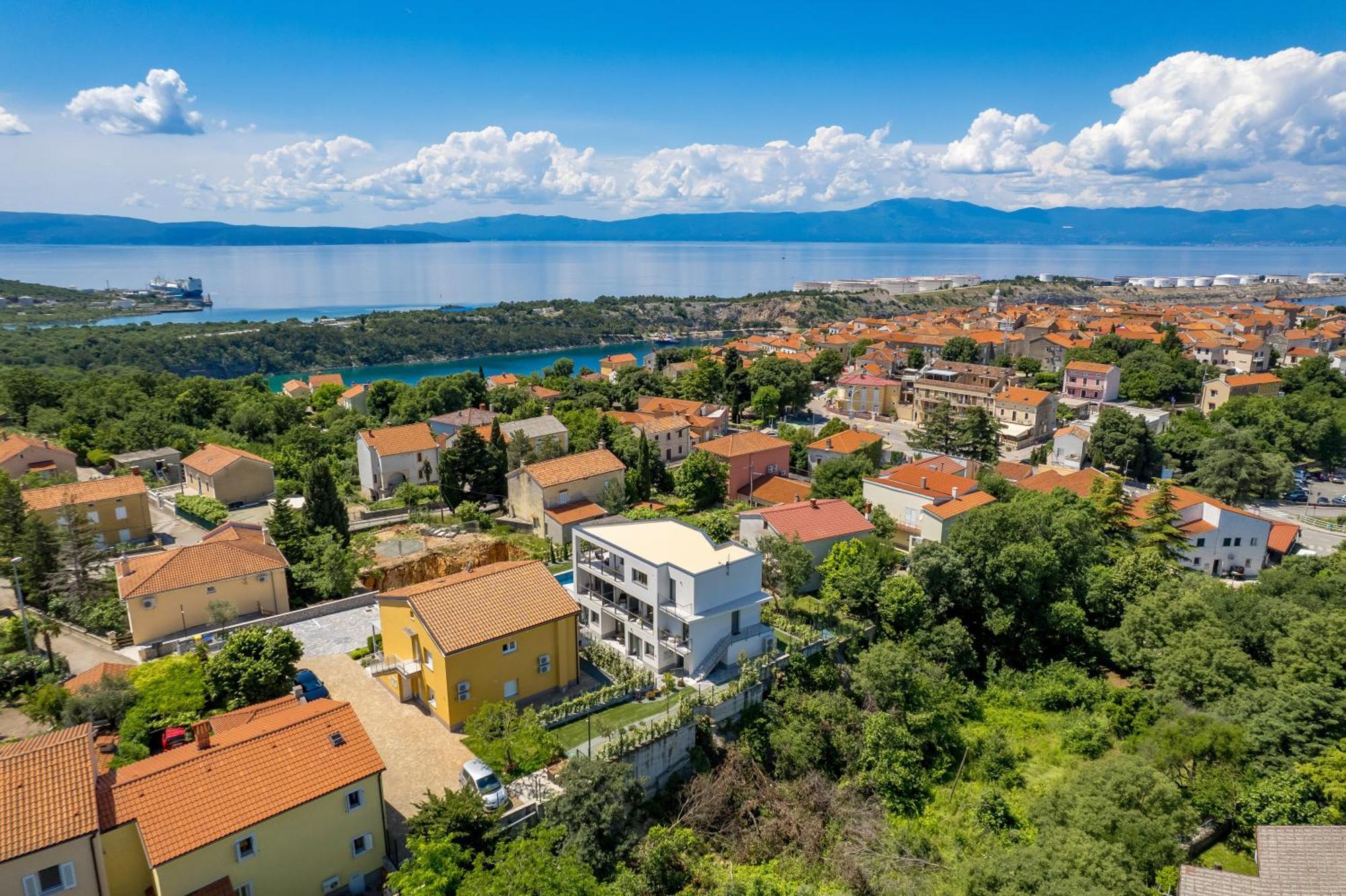 Appartments Adriatic オミサリ エクステリア 写真