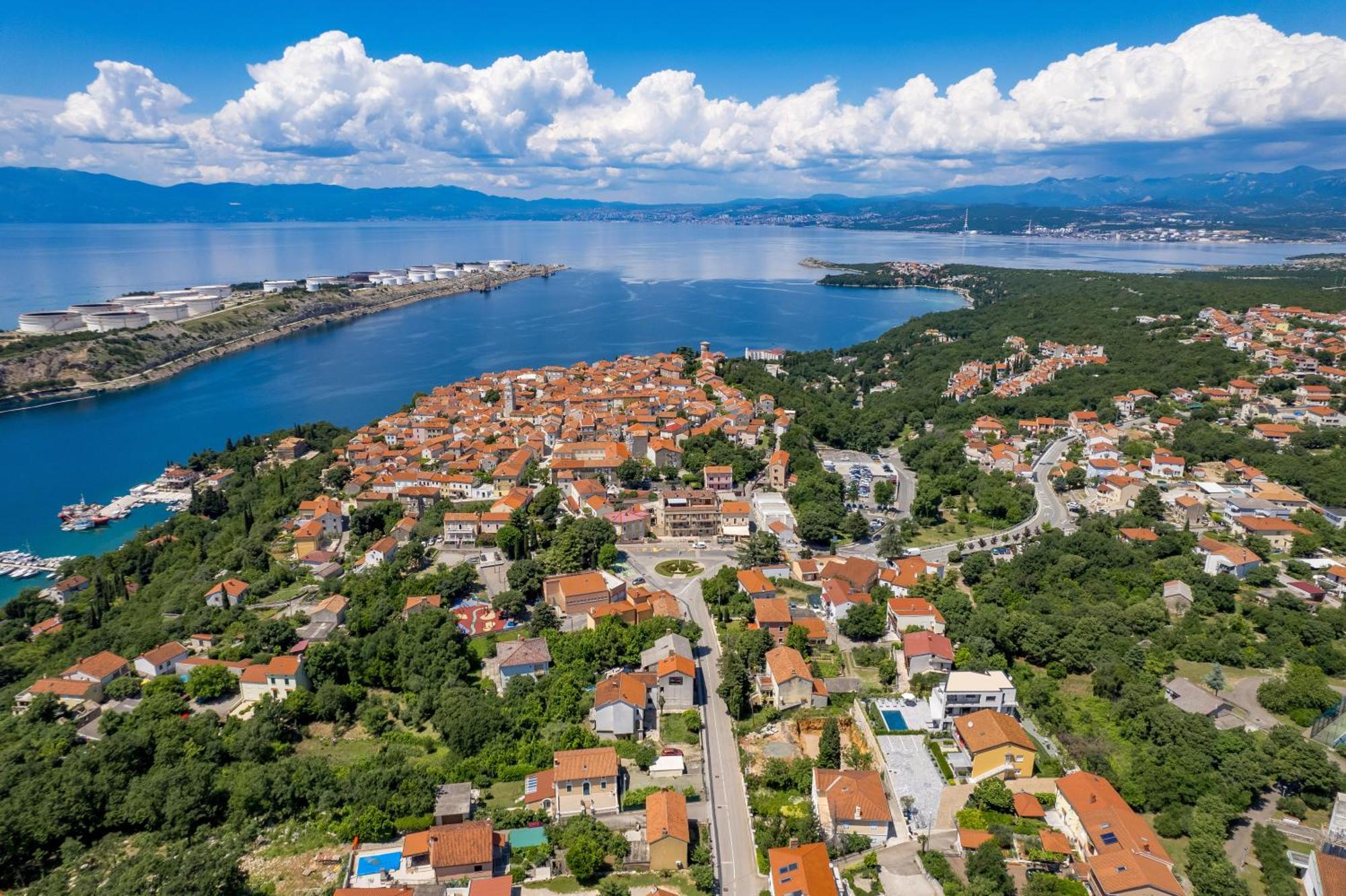 Appartments Adriatic オミサリ エクステリア 写真