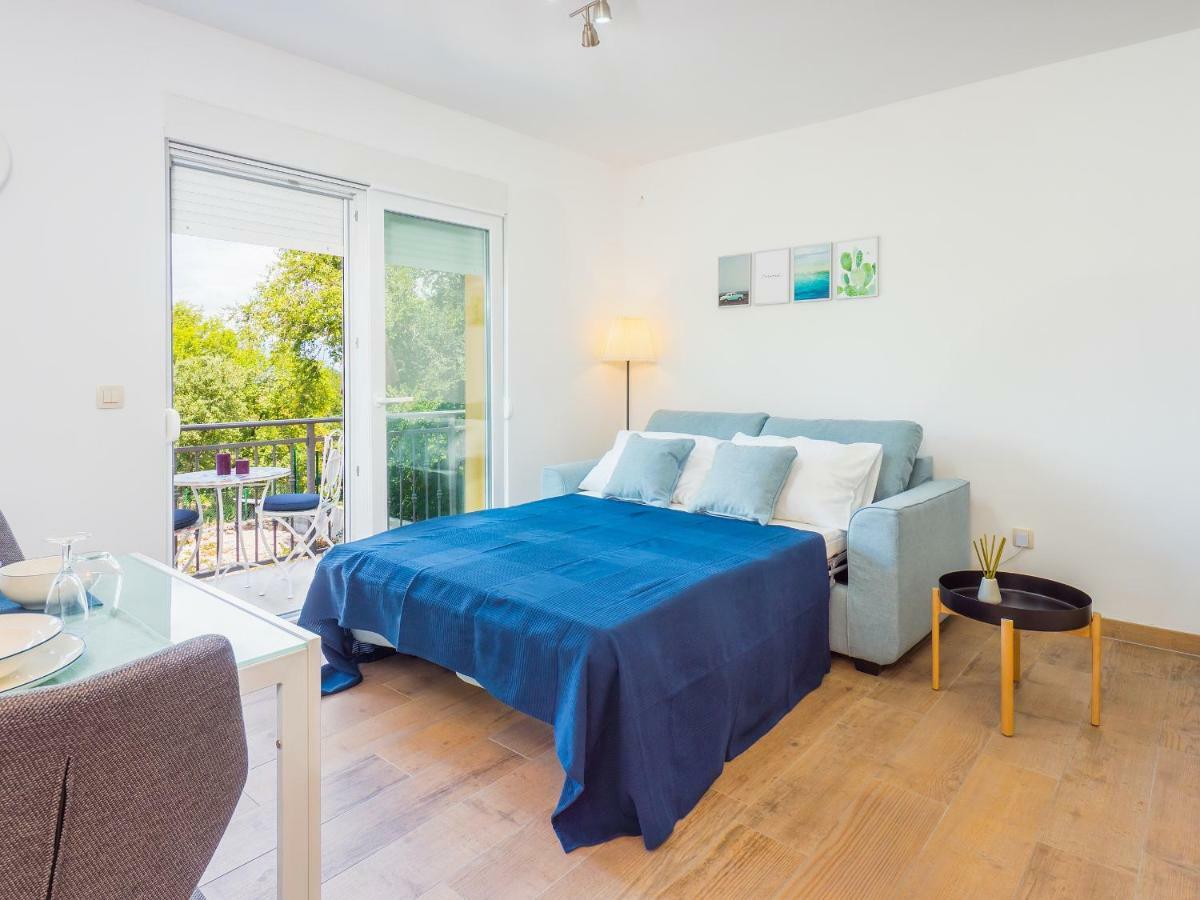 Appartments Adriatic オミサリ エクステリア 写真